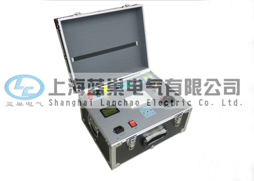 LCJB10A單相繼電保護測試儀是我公司在原有基礎上開發(fā)的高智能化、多功能繼電保護校驗儀器。單相繼電保護測試儀采用微電腦技術，由單片機、邏輯控制單元、交直流電流電壓輸出單元、高精度數(shù)據(jù)采集單元、LCD液晶顯示器、實時時鐘、打印機等組成，測量精度高，重復性好。LCJB10A型單相繼電保護測試儀還具有外形美觀，性能可靠，操作簡便，功能齊全等優(yōu)點，是校驗繼電保護裝置理想的檢測儀器。