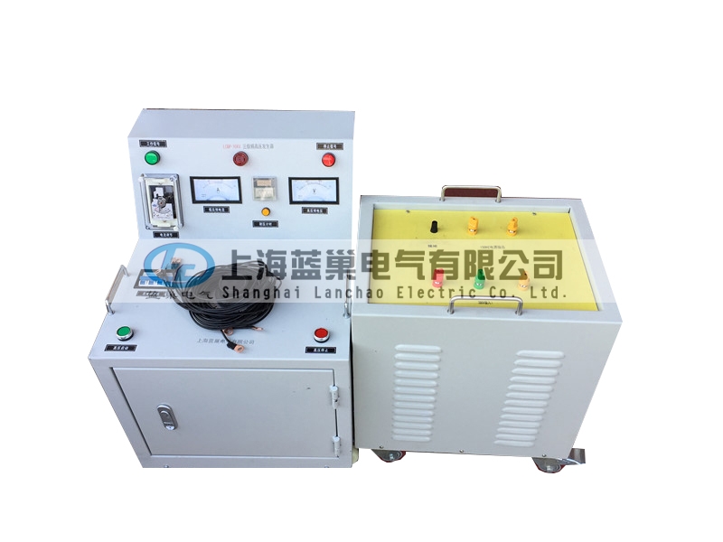 LCBP-15KVA三倍頻高壓發(fā)生器整個(gè)裝置采用一體化和分體式設(shè)計(jì)，操作更簡便，運(yùn)輸更輕松，是新一代的電氣試驗(yàn)設(shè)備。